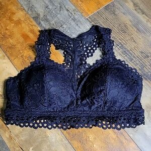 Maurices Vintage Lace Racerback Bralette M Black